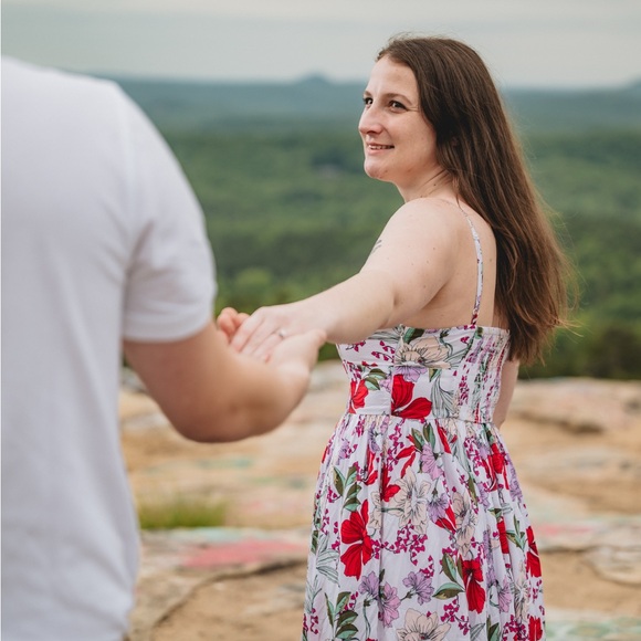 Meet your posher, ashlynn - Picture 2 of 5